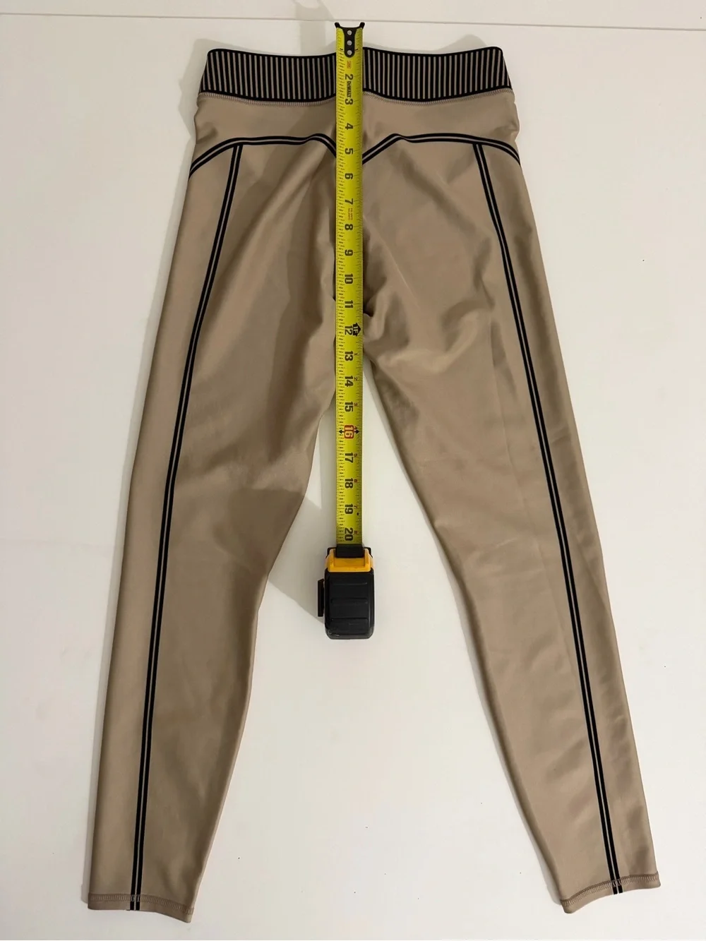 New ALO Airlift High-Waist 7/8 Line Up Legging